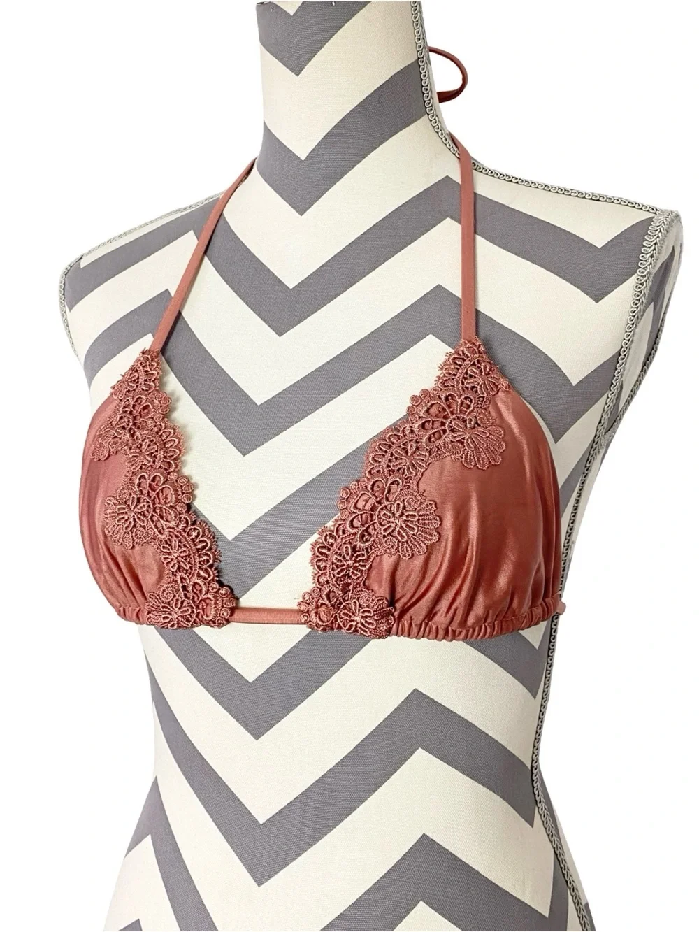 Blue Life Swim Bikini Top Women Size Small Lace Trim Triangle Tie Peach Rose Tan